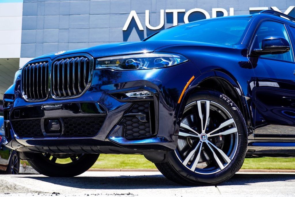2022 Bmw X7 M50i photo 2