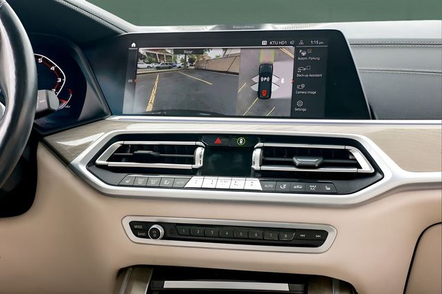 2022 BMW X7 M50i Sports Activity Vehicle - 23016390 - 32