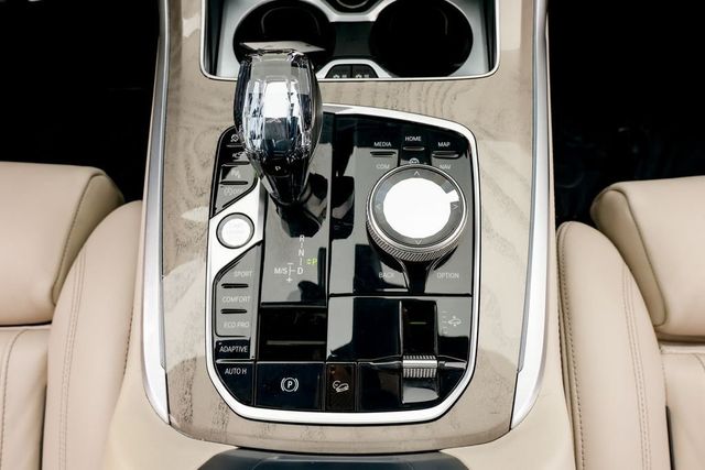 2022 BMW X7 M50i Sports Activity Vehicle - 23016390 - 33