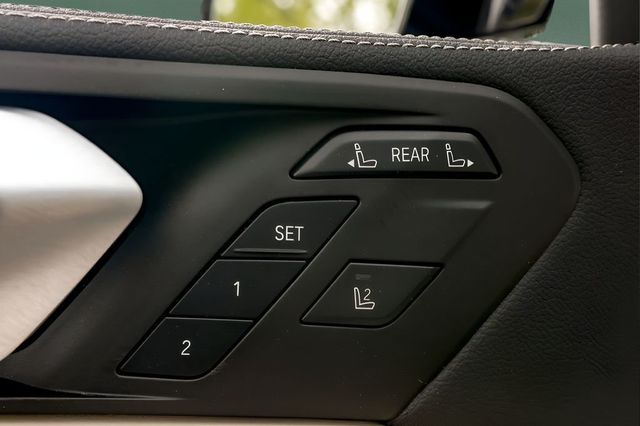 2022 BMW X7 M50i Sports Activity Vehicle - 23016390 - 40