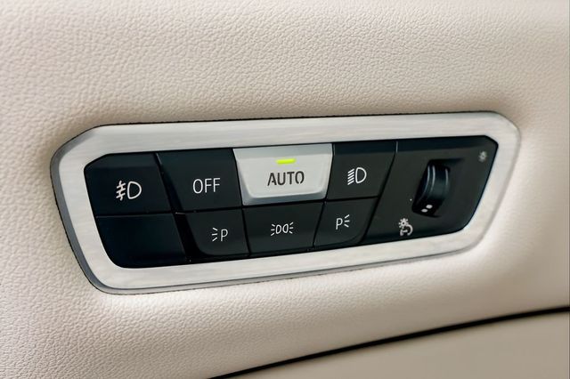 2022 BMW X7 M50i Sports Activity Vehicle - 23016390 - 41