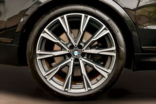 2022 BMW X7 M50i Sports Activity Vehicle - 23016390 - 48