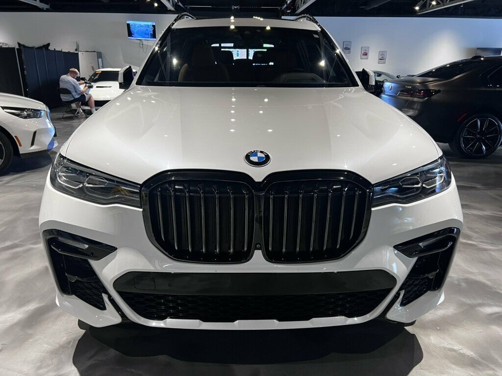 2022 BMW X7 MSportPkg/ExecutivePkg/ColdWeatherPkg/ParkAssistPkg - 23069634 - 1
