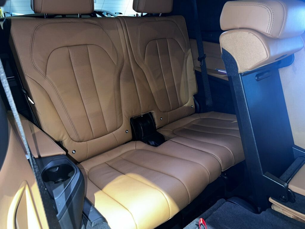 2022 BMW X7 MSportPkg/ExecutivePkg/ColdWeatherPkg/ParkAssistPkg - 23069634 - 19