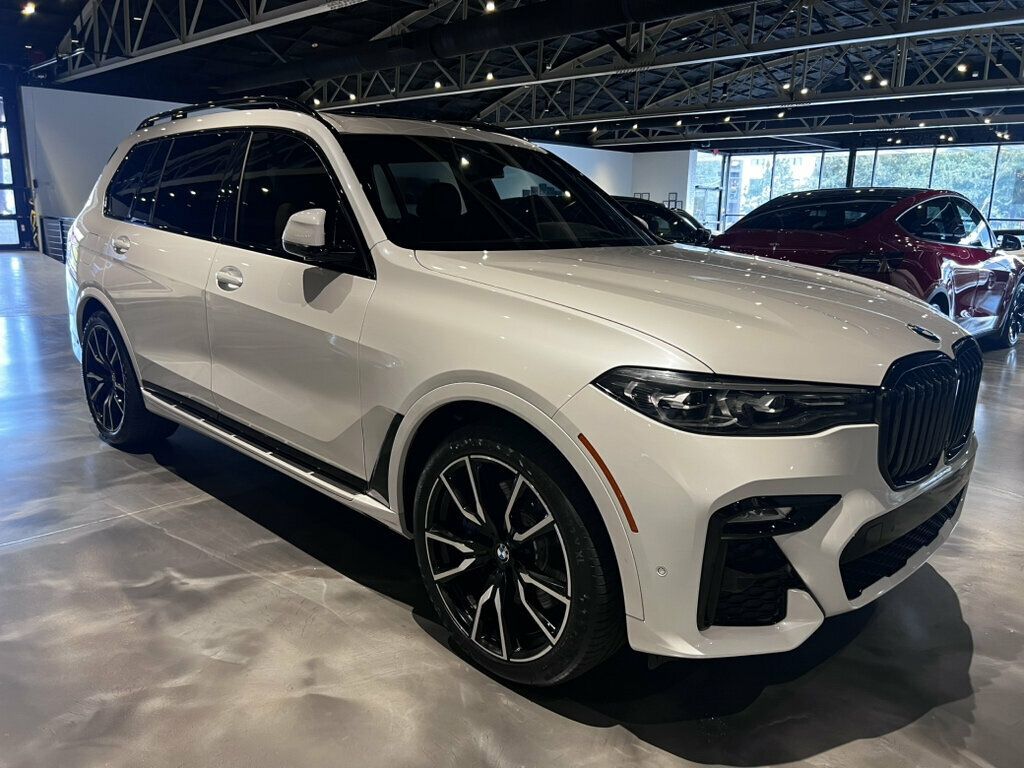 2022 BMW X7 MSportPkg/ExecutivePkg/ColdWeatherPkg/ParkAssistPkg - 23069634 - 2