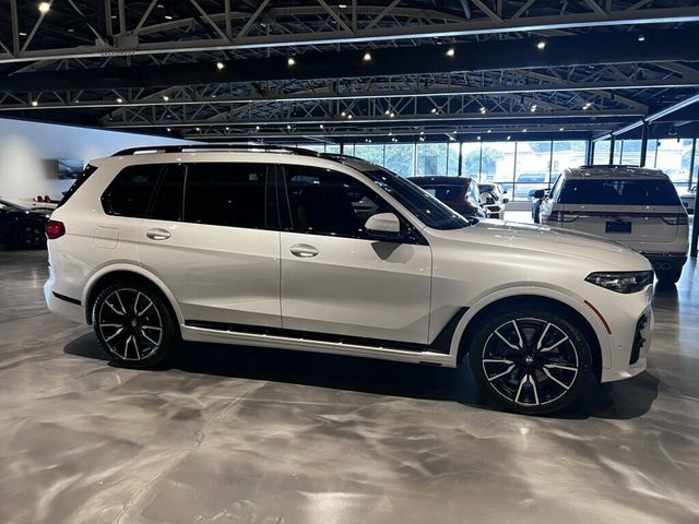 2022 BMW X7 MSportPkg/ExecutivePkg/ColdWeatherPkg/ParkAssistPkg - 23069634 - 3