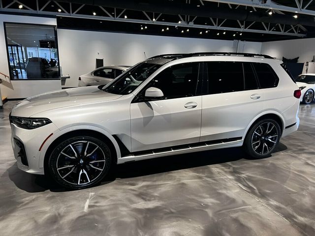 2022 BMW X7 MSportPkg/ExecutivePkg/ColdWeatherPkg/ParkAssistPkg - 23069634 - 7