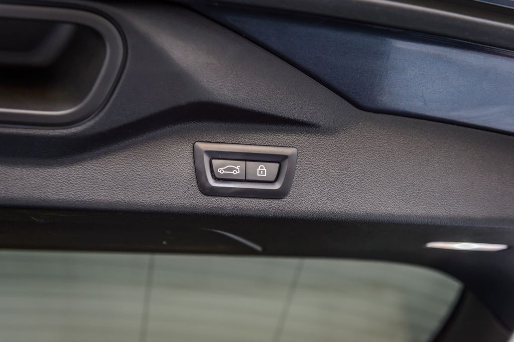 2022 BMW X7 X7 40i xDRIVE - M SPORT - NAV - PANO ROOF - THIRD ROW - GORGEOUS - 22947086 - 11