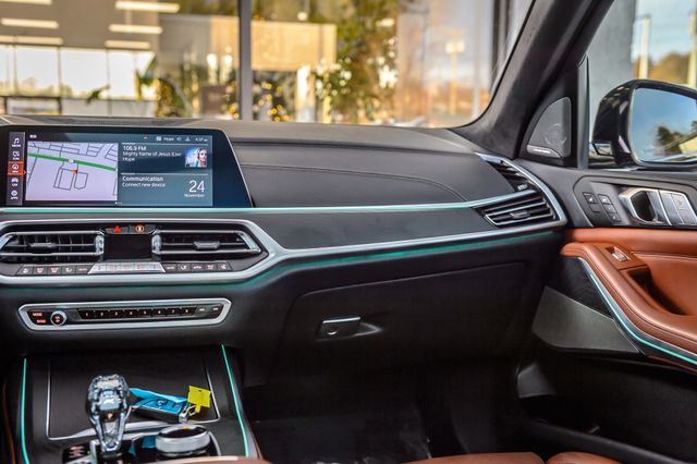 2022 BMW X7 X7 40i xDRIVE - M SPORT - NAV - PANO ROOF - THIRD ROW - GORGEOUS - 22947086 - 35