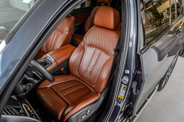 2022 BMW X7 X7 40i xDRIVE - M SPORT - NAV - PANO ROOF - THIRD ROW - GORGEOUS - 22947086 - 39