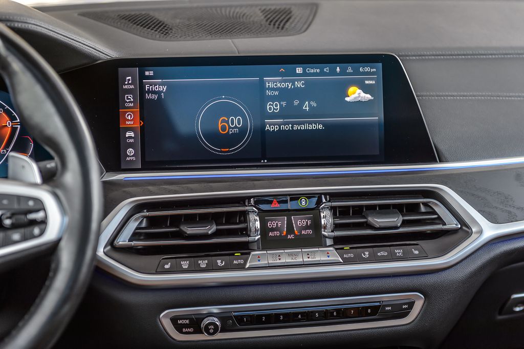 2022 BMW X7 X7 40i xDRIVE M SPORT WHITE ON BROWN NAV PANO ROOF BACKUP CAM - 23022502 - 29