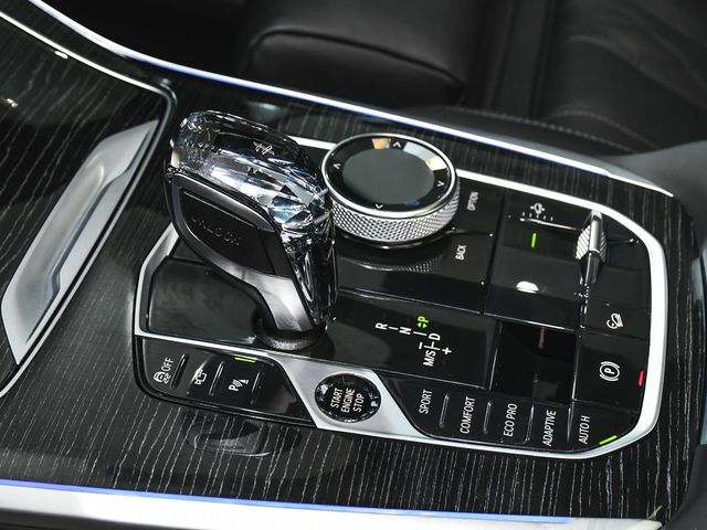 2022 BMW X7 xDrive40i - 23024925 - 43