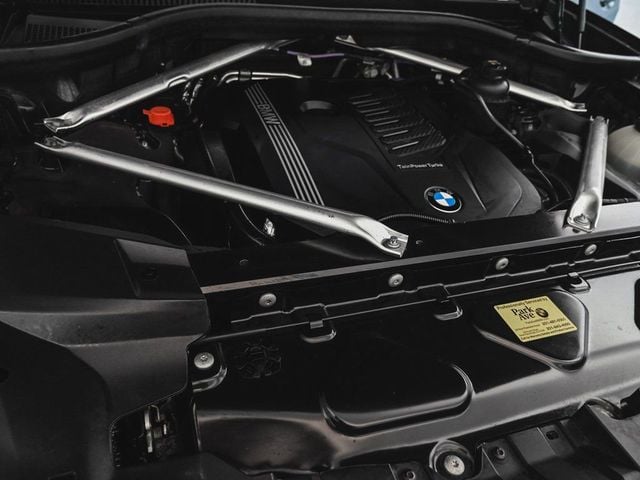 2022 BMW X7 xDrive40i - 22979084 - 40