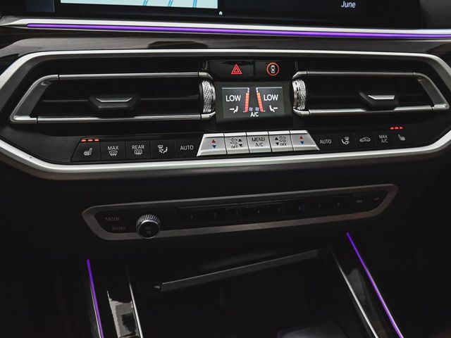 2022 BMW X7 xDrive40i - 23038940 - 21