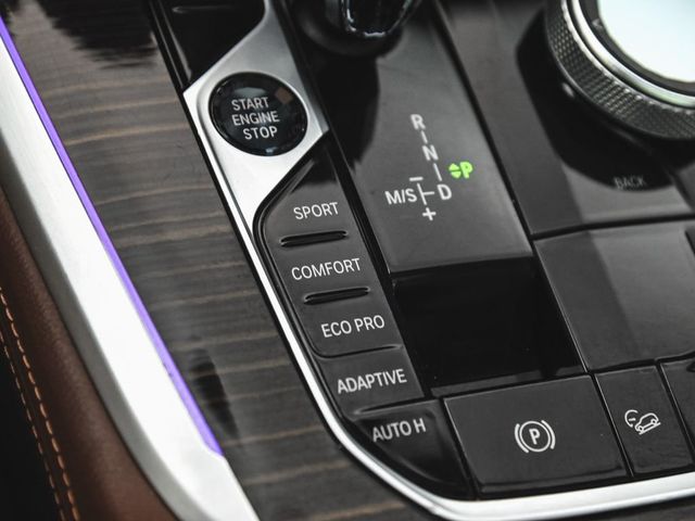 2022 BMW X7 xDrive40i - 23038940 - 27