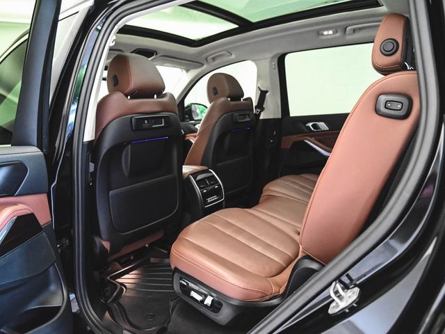 2022 BMW X7 xDrive40i - 23038940 - 31