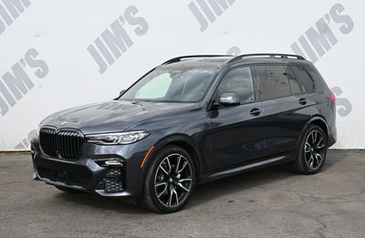 2022 BMW X7