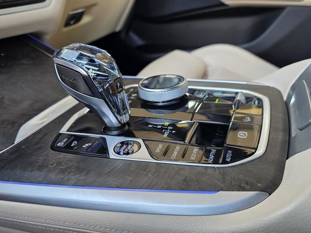 2022 BMW X7 xDrive40i Sports Activity Vehicle - 23030881 - 28