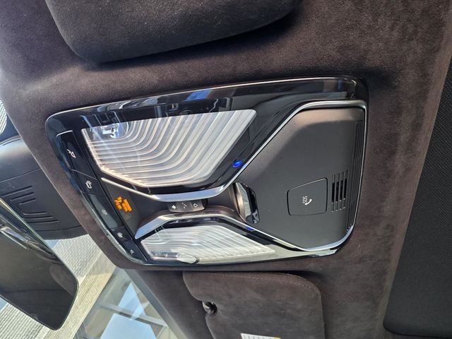 2022 BMW X7 xDrive40i Sports Activity Vehicle - 23030881 - 33