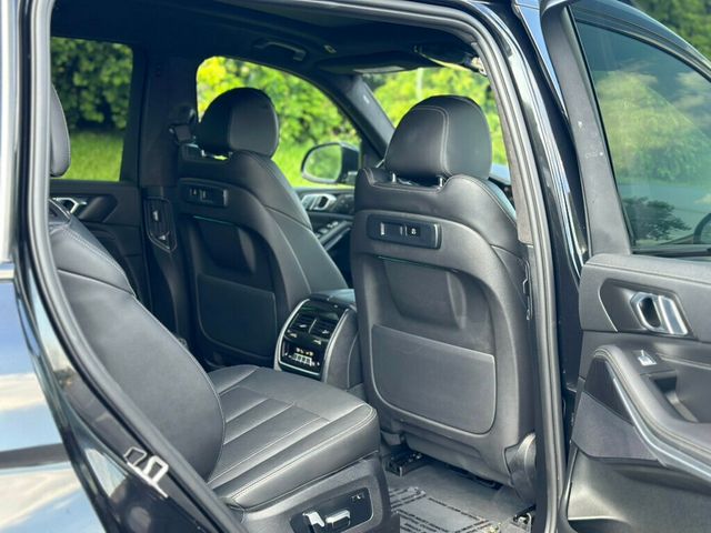 2022 BMW X7 xDrive40i Sports Activity Vehicle - 22912238 - 26