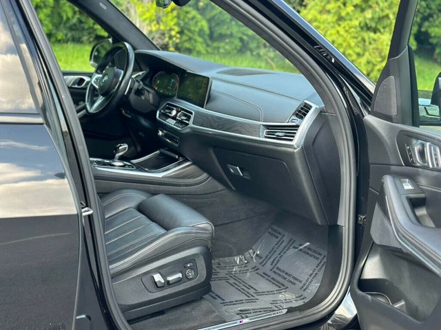 2022 BMW X7 xDrive40i Sports Activity Vehicle - 22912238 - 31