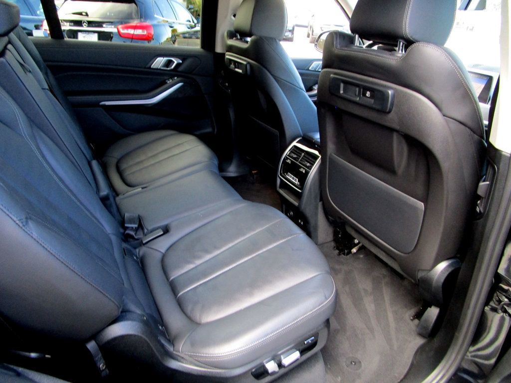 2022 BMW X7 xDrive40i Sports Activity Vehicle - 23094185 - 17