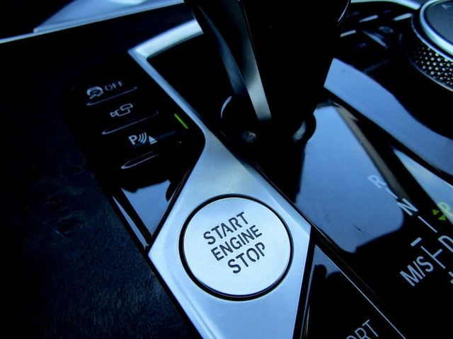 2022 BMW X7 xDrive40i Sports Activity Vehicle - 23094185 - 28