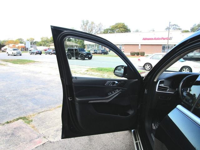 2022 BMW X7 xDrive40i Sports Activity Vehicle - 23094185 - 43