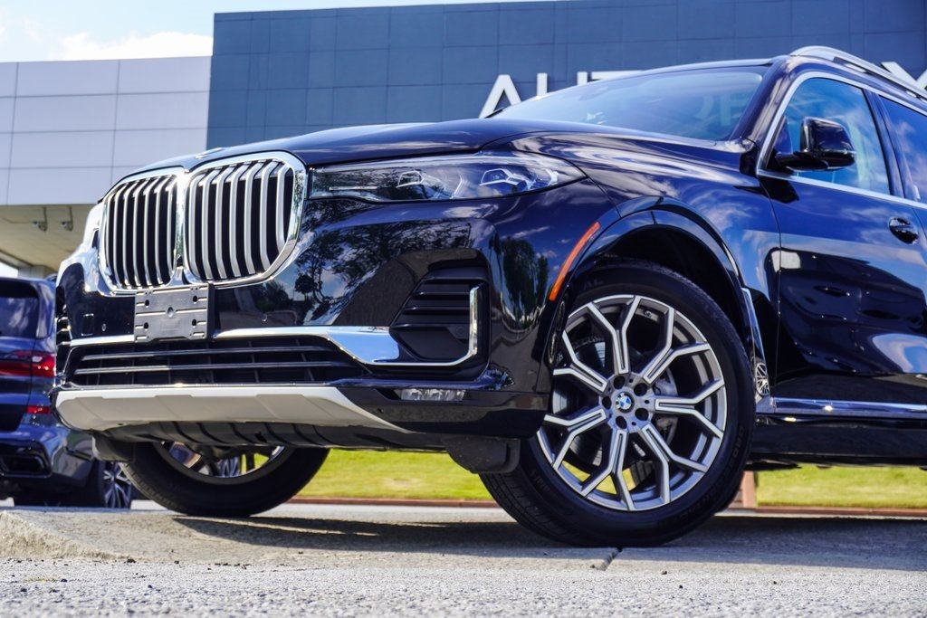 2022 Bmw X7 xDrive40i photo 2