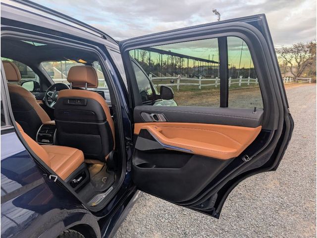2022 BMW X7 xDrive40i Sports Activity Vehicle - 22971804 - 11