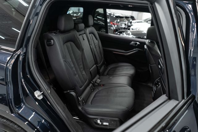 2022 BMW X7 xDrive40i Sports Activity Vehicle - 22929740 - 12