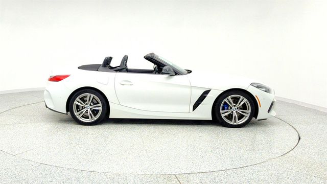 2022 BMW Z4 sDrive30i Roadster with Dynamic Handling Package & Premium Pkg 2 - 22963029 - 3