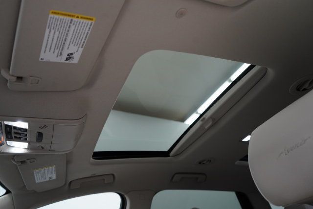 2022 Buick Enclave Avenir - 23085793 - 32