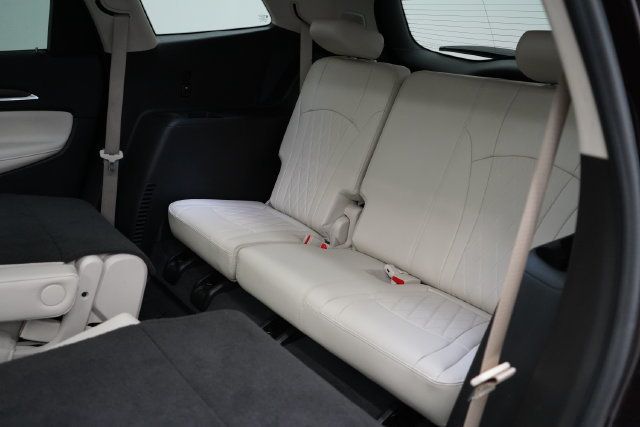2022 Buick Enclave Avenir - 23085793 - 37