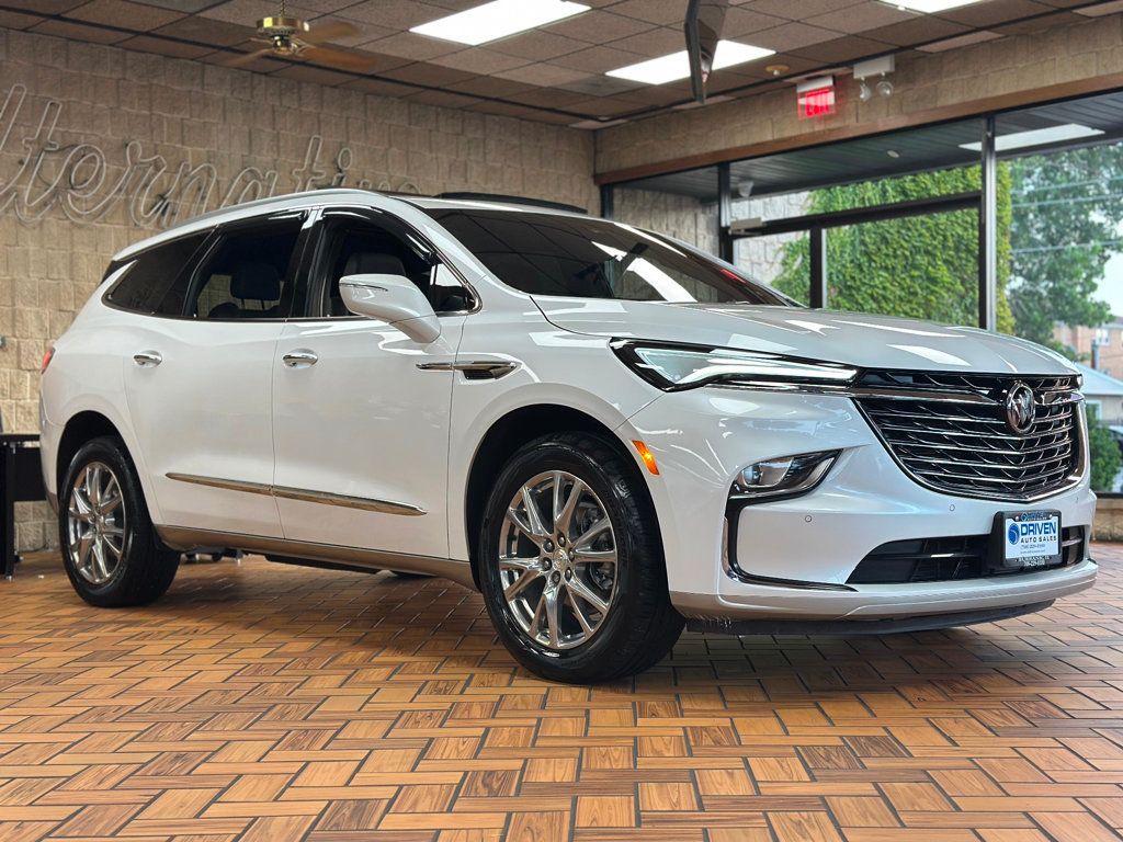 2022 Buick Enclave Essence photo 15
