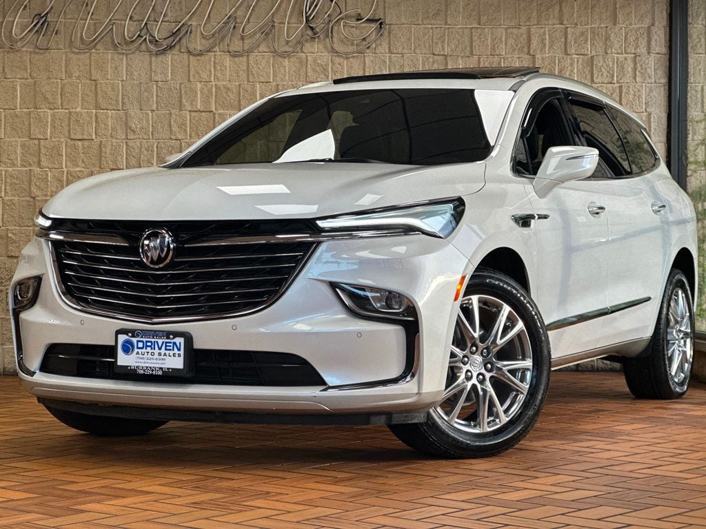 2022 Buick Enclave Essence photo 2