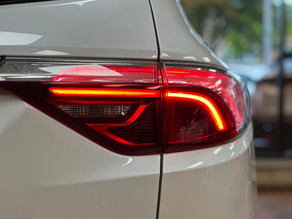 2022 Buick Enclave Essence photo 19