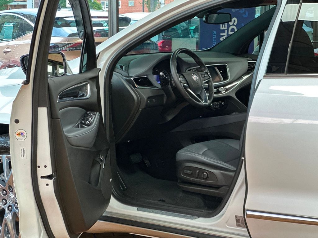 2022 Buick Enclave Essence photo 21