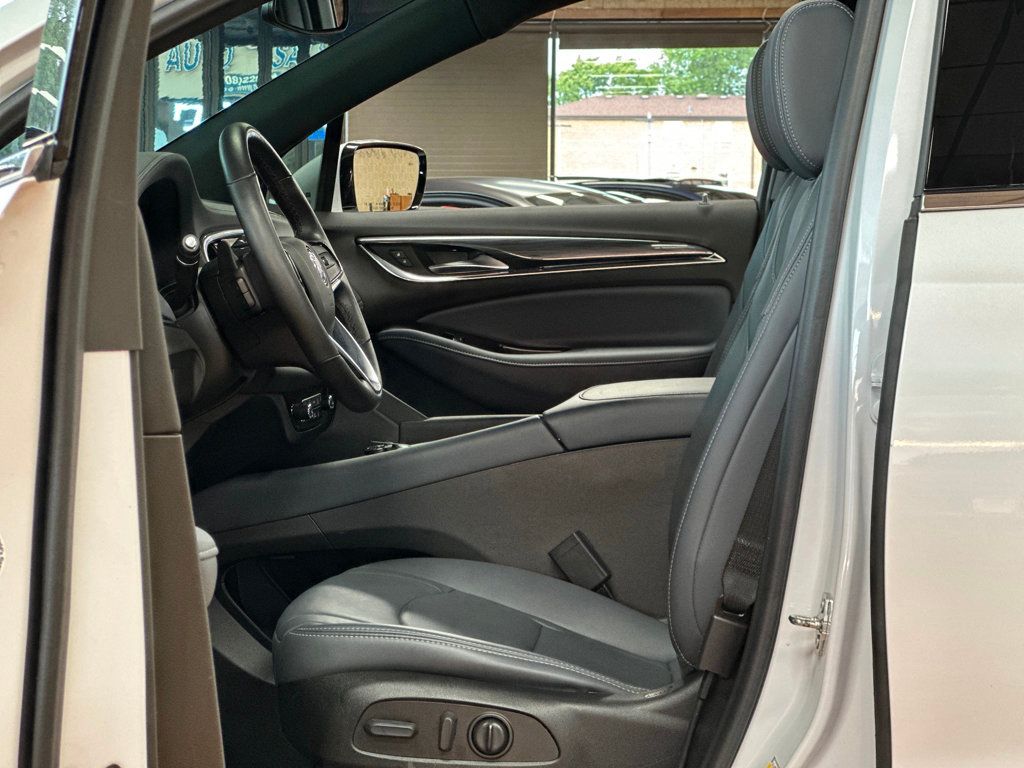 2022 Buick Enclave Essence photo 22