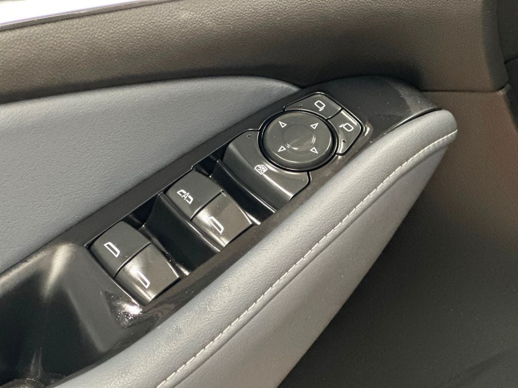 2022 Buick Enclave Essence photo 27
