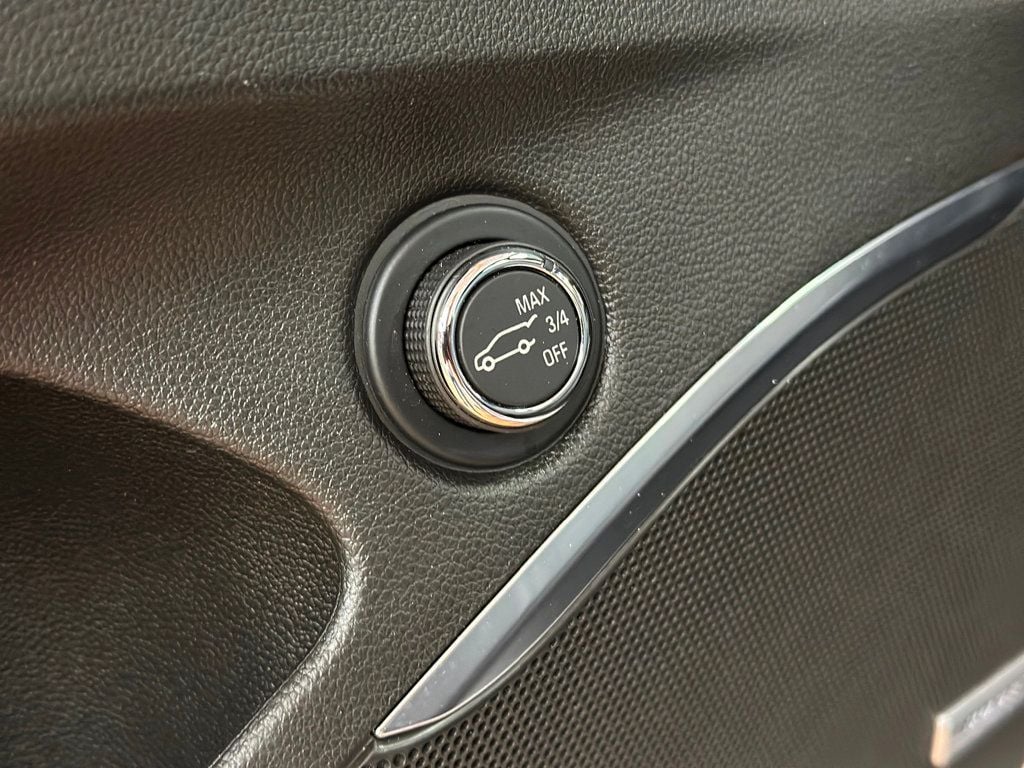 2022 Buick Enclave Essence photo 28