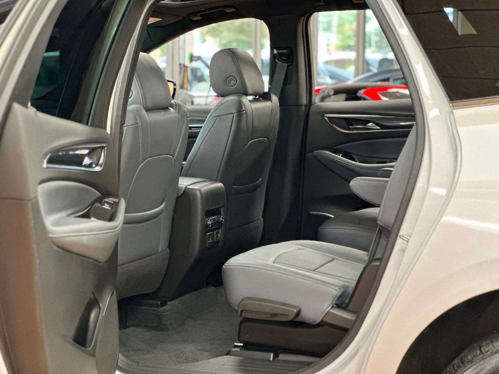 2022 Buick Enclave Essence photo 33
