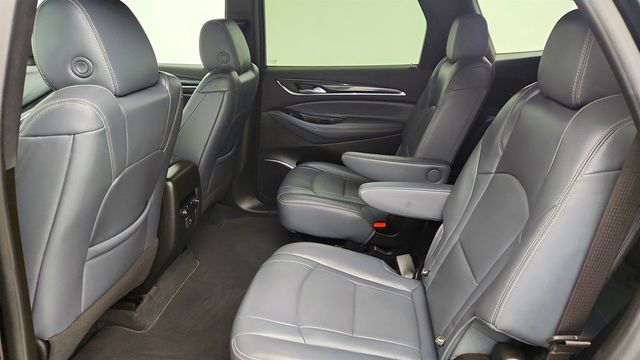 2022 Buick Enclave AWD 4dr Essence Sport Touring Edition - 22963357 - 18