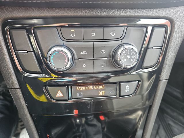2022 Buick Encore AWD 4dr Preferred - 23001997 - 29