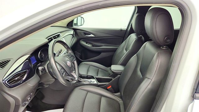 2022 Buick Encore GX 4dr Essence with Hands-Free Power Liftgate - 22972630 - 19