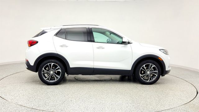 2022 Buick Encore GX 4dr Essence with Hands-Free Power Liftgate - 22972630 - 3