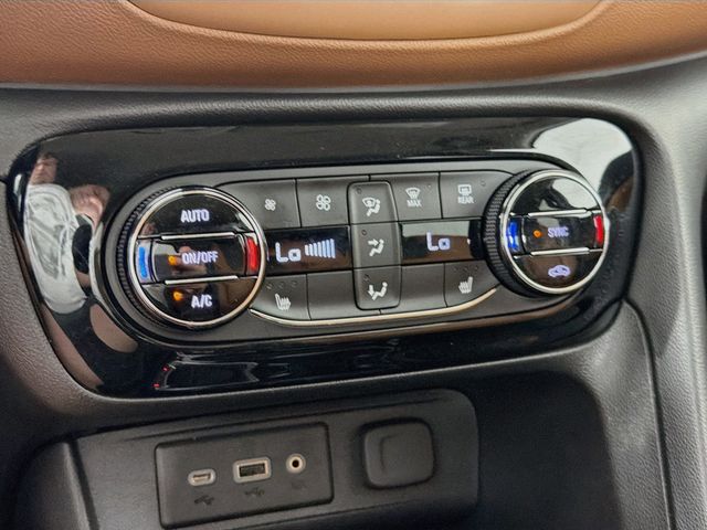 2022 Buick Encore GX AWD 4dr Essence - 23067516 - 14