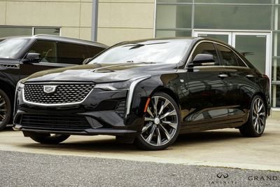 2022 Cadillac CT4