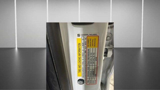 2022 Cadillac CT4-V 4dr Sedan - 22998820 - 18