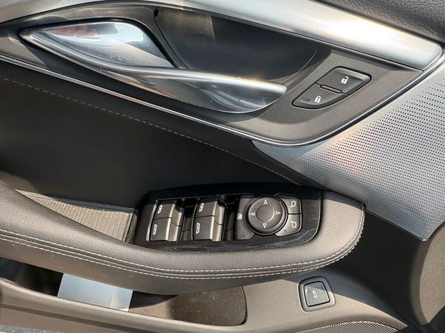 2022 Cadillac CT5 4dr Sedan Luxury - 23067721 - 16